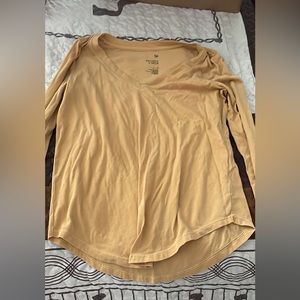 Long sleeve yellow shirt (women’s)